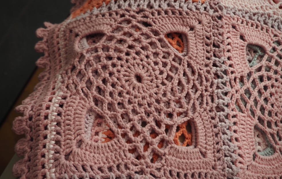 Crochet square detail for a blanket